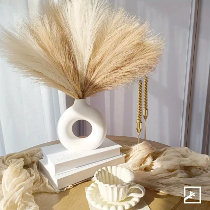 Neutral Color Artificial Pampas Grass - Image 3